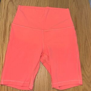Lululemon Bike Short, size 6 in pink